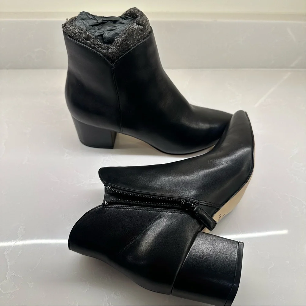 NWT || NIB: Cole Haan Elyse Black Ankle Leather Boots with Side Zip. Size: 9.5 B